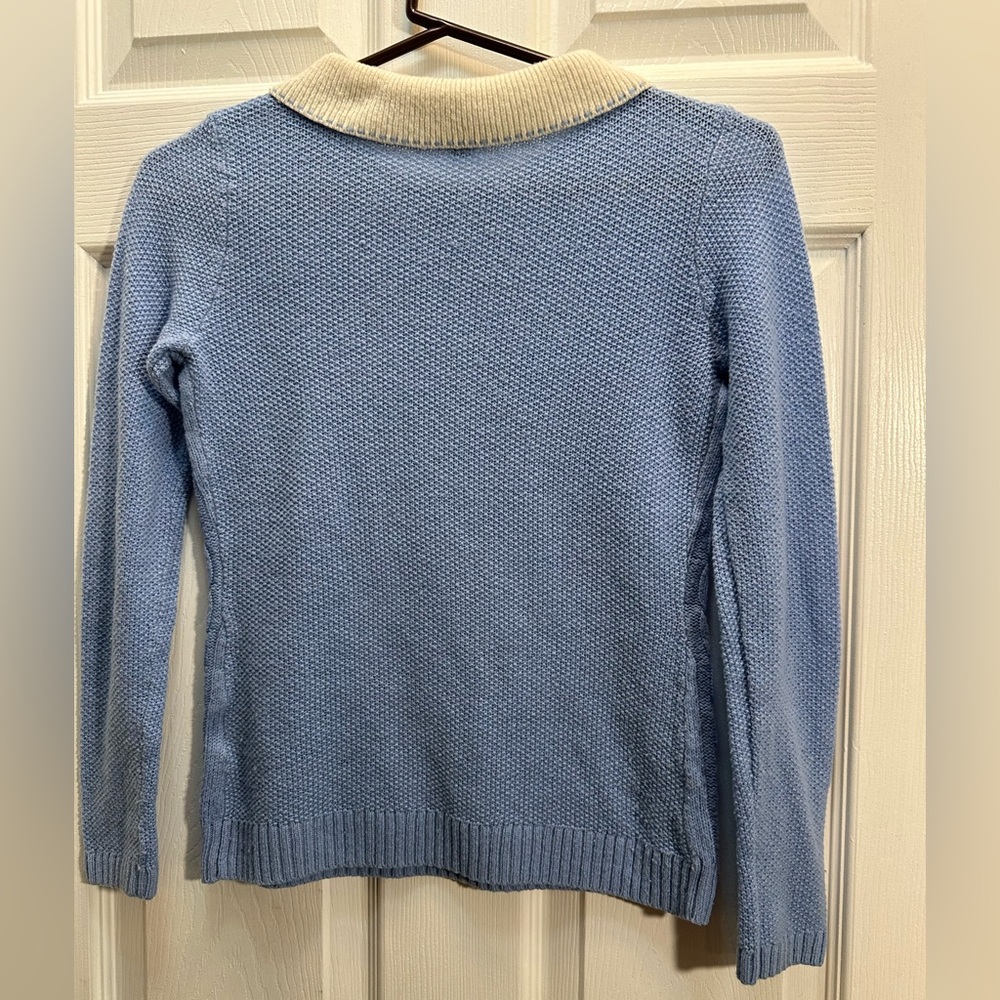 Light Blue Cable-Knit Sweater with Cream Collar - Picture 3 of 3